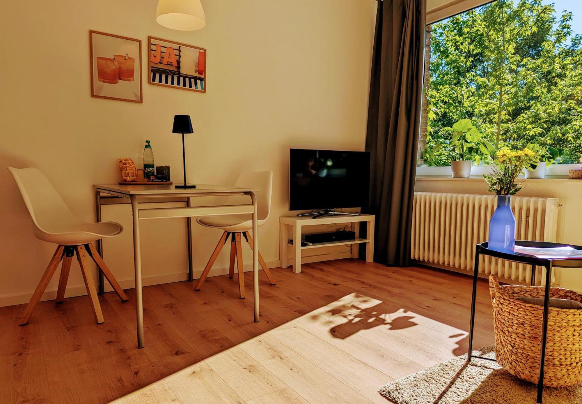 Apartment Mit Balkon In Hannover-Ahlem Buitenkant foto